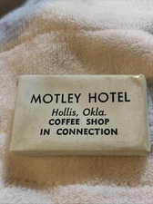 VINTAGE MOTLEY HOTEL SOAP HOLLIS OKLAHOMA  COLGATE PALMOLIVE PEET