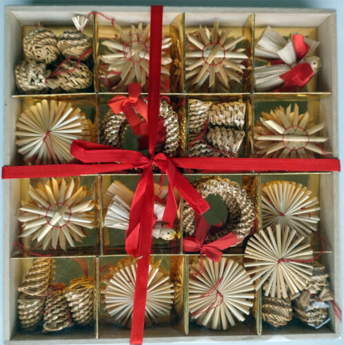 Weihnachten Strohsterne, 56 Stück in einer Holzbox - Bild 1 von 1