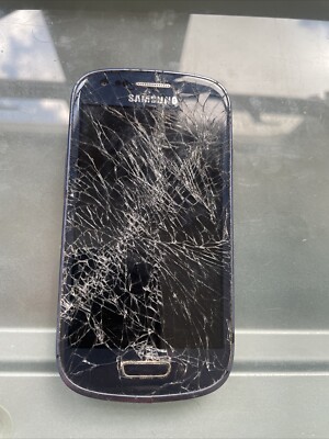 Samsung Galaxy S3 mini - defekt - für Ersatzteile - Angebote