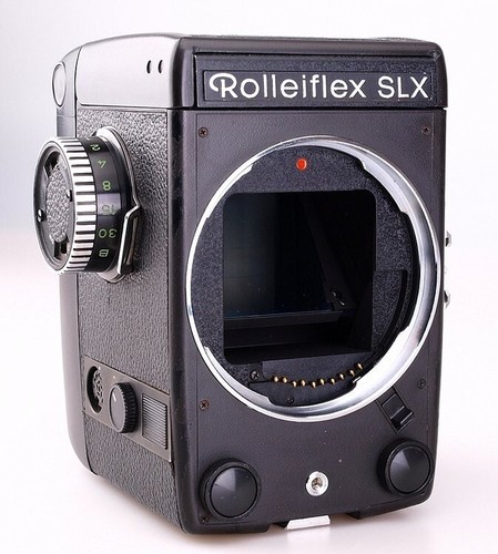 Rolleiflex SLX with Planar 80mm F2.8 lens . ( lens haze a spot in the coating) - Picture 9 of 12