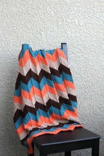 Knit baby blanket in chevron pattern, newborn blanket, baby shower gift