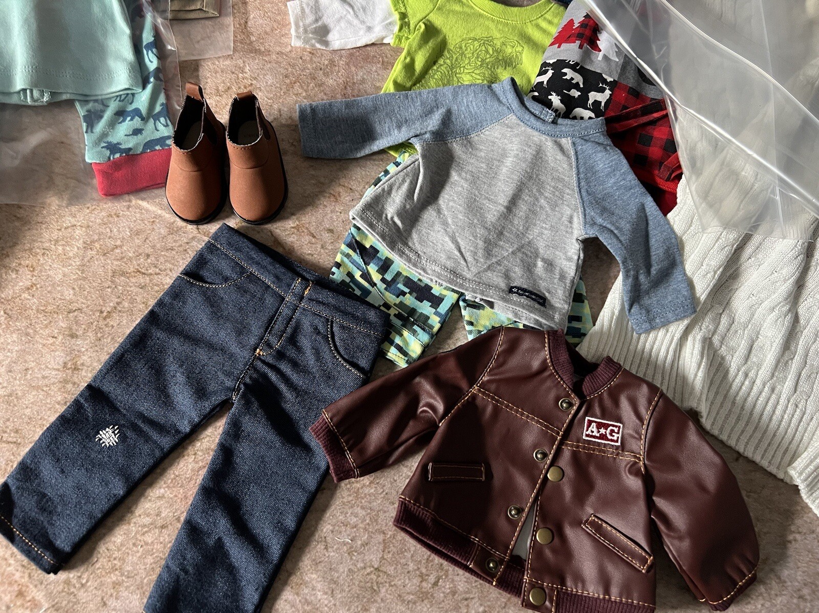 American Girl Logan Everett Retired Lot Maplelea American Girl Truly Me