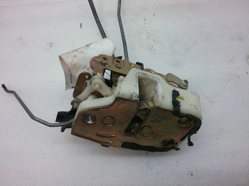 Actuador de cierre de puerta delantera para pasajero derecho R/F sedán 1996 Civic S-306RM Foto 2 de 4