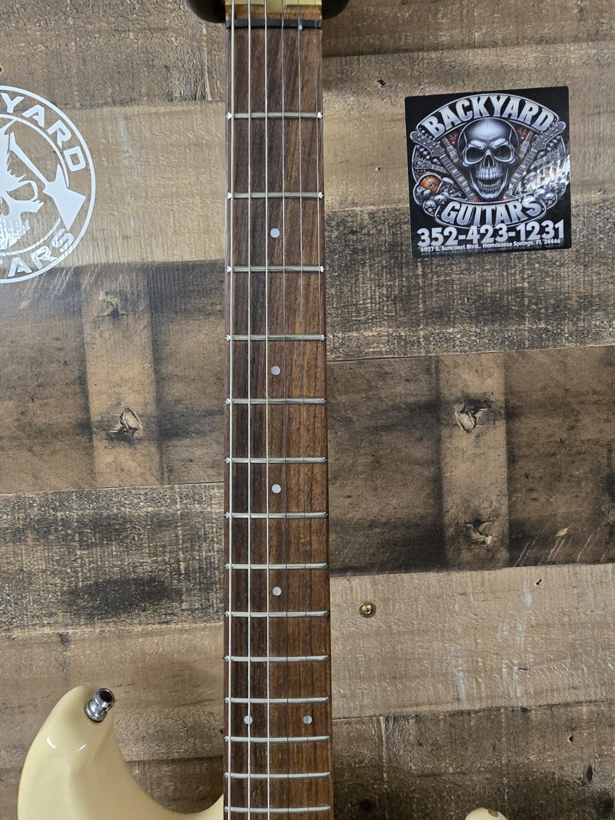 Picture 3 of 23
