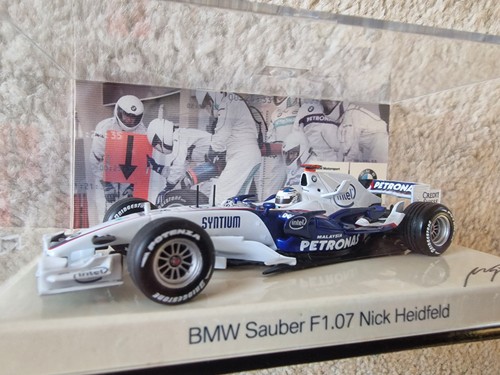 Nick Heidfeld BMW Sauber F1.07 F1 BMW Team embalaje 1:43 Minichamps - Imagen 2 de 6