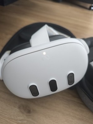 Meta Quest 3 128GB mit Tragetasche