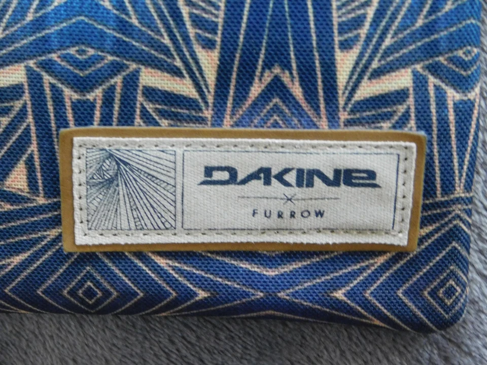 Bolso Bandolera Dakine Jive Mujer Azul Patrón Geométrico Pequeño Cartera S17 Surco Foto 2 de 4