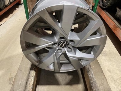 Wheel 18x8 Silver Fits 20-22 ATLAS CROSS SPORT 2114732
