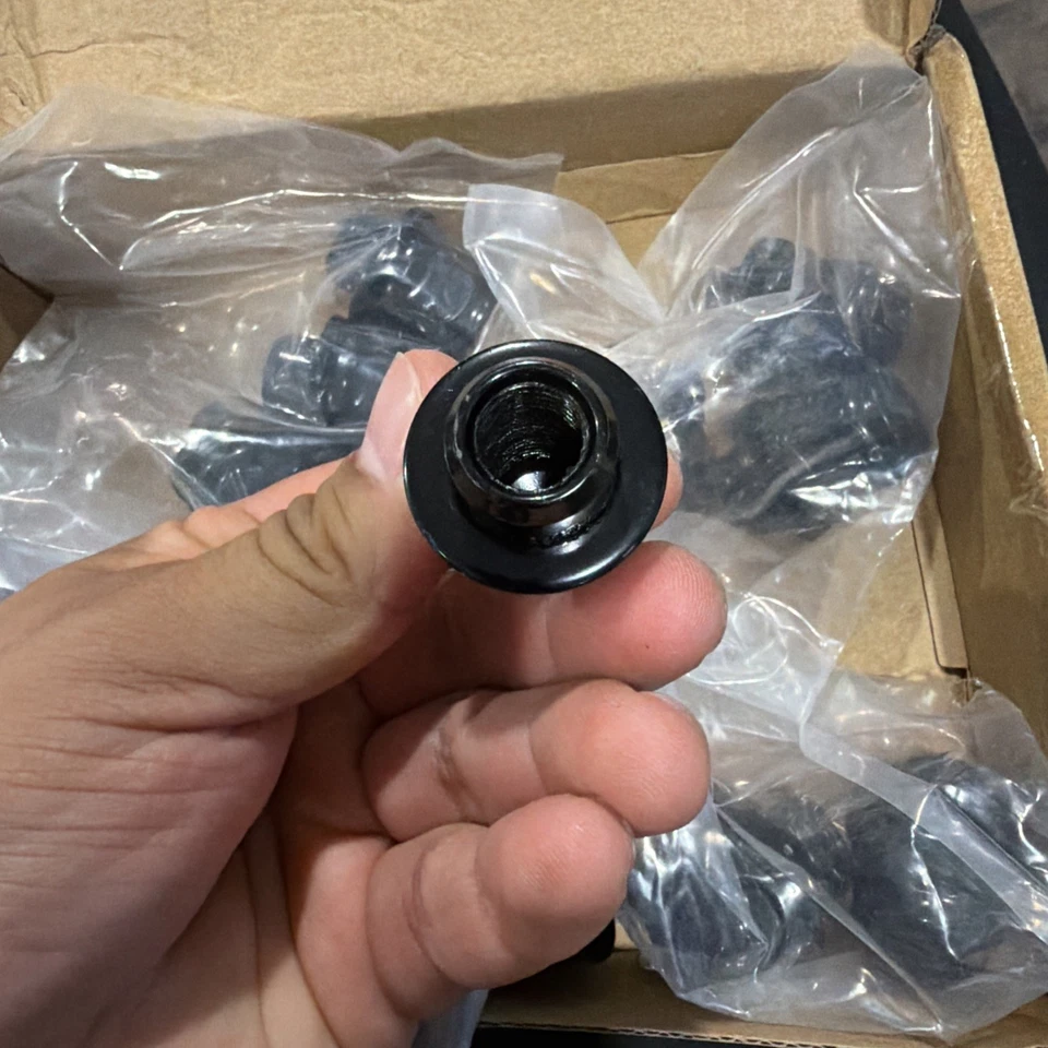 Bloqueo de rueda de asiento Mag negro Lexus OEM 20 piezas M12x1,5 apto para ES/GS/NX/RC/RX y más Foto 3 de 4