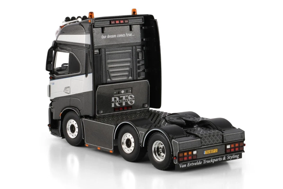 Iveco S-way AS high 6x2 "RTS Transport" WSI truck models 1:50 scale — 第 2/4 张图片