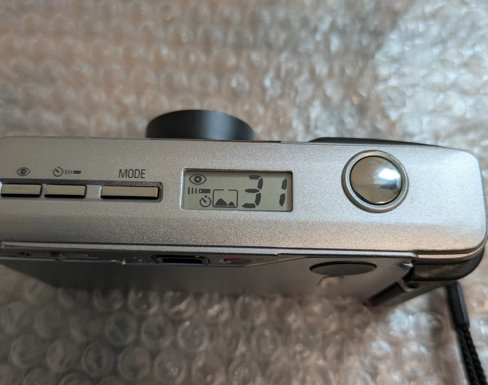 LCD Perfect!! [NEAR MINT] Ricoh GR10 Silver 28mm F2.8 35mm Film Camera JAPAN - Image 4 of 4
