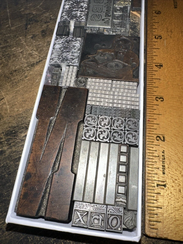 Print Blocks “ Lead Ornamental Borders Dingbats” Variety Beautiful Designs! C12 - Image 2 of 4