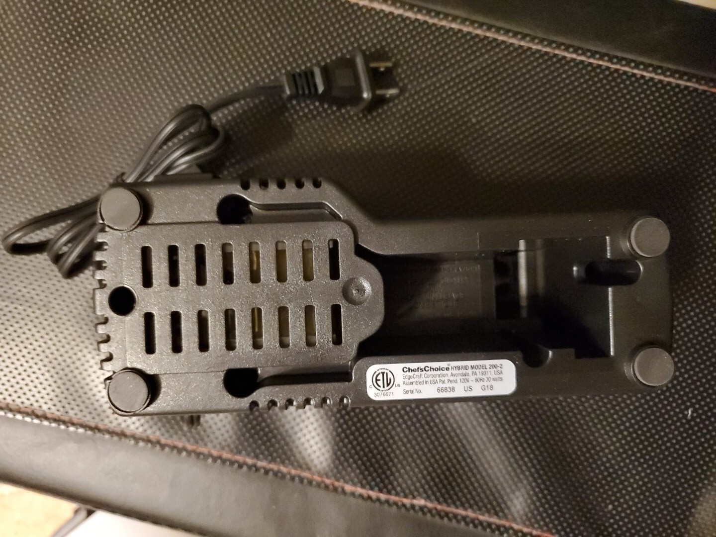 Chef's Choice 2202 Hybrid, 2Stage Diamond Hone Hybrid Electric Knife