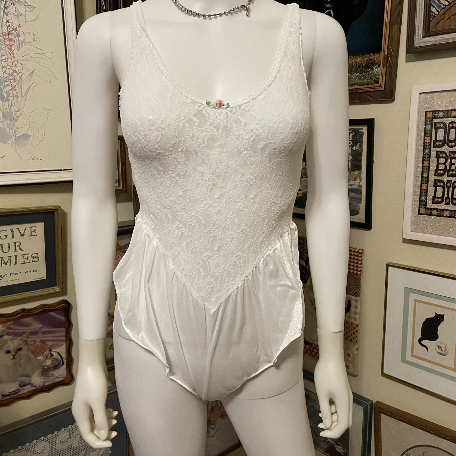 80s Gloria Vanderbilt White Lace Satin Bodysuit Retro Lingerie