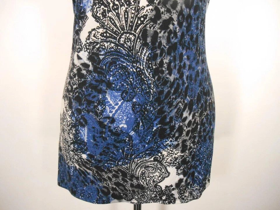 Hermosa Blusa Para Mujer Mediana De Colección Suzie Azul Diseño Paisley Manga Corta Foto 3 de 4