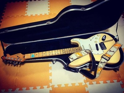 Fender American Standard Stratocaster E-Gitarre mit Seymour Duncan JB Jr