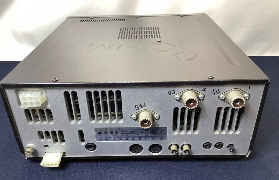 ICOM IC-746 EME Specification HF/50/144MHz 100W Transceiver  Tested Working - Image 4 of 4