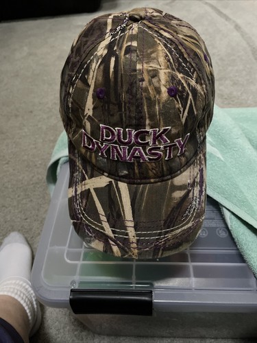 Ladies Fit Duck Dynasty Adjustable Camo Baseball Cap