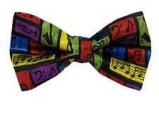 Men's Musical Notes Pre Tied Novelty Bow Tie Red Gold Music Themed Fun Occasions