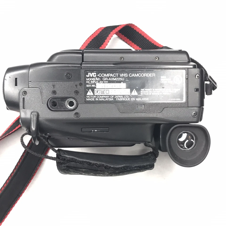 JVC Compact VHS Camcorder GR-AXM225U Pre-Owned 300x Zoom - Untested/AS-IS - Image 4 of 4