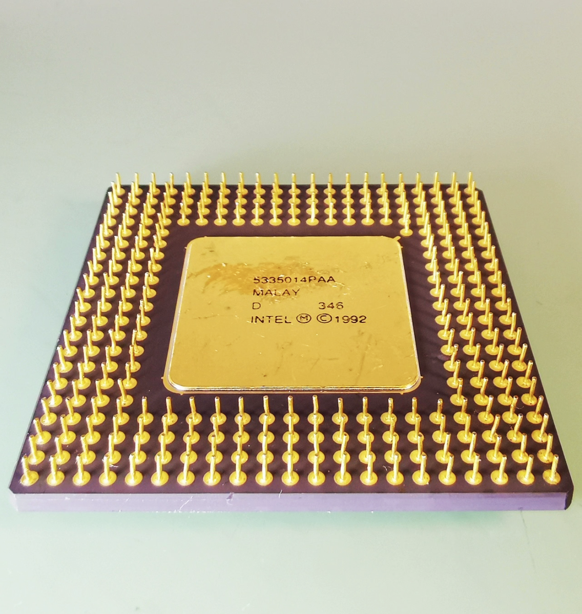 Intel Pentium A80501-60 1992年製 Vintage Intel Pentium 60 MHz CPU 1992 P60 A80501-60 Sx948