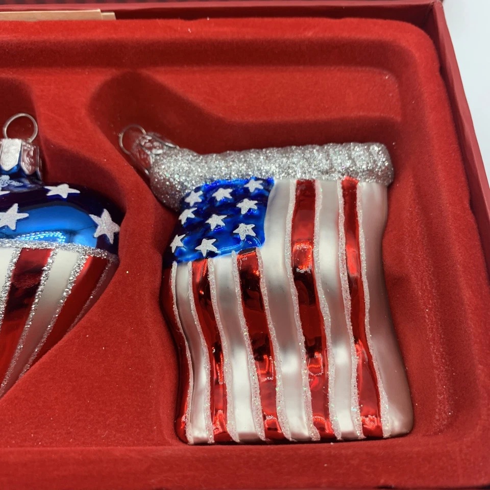 NOVO Conjunto de 3 Relíquias de Férias Waterford Ornamentos Patrióticos Bandeira de Coração de Sino - Imagem 4 de 4