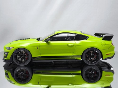 GT Spirit Shelby GT500 Ford Mustang 2020 Grabber Lime Green with Black Rims 1:18 - Picture 2 of 15