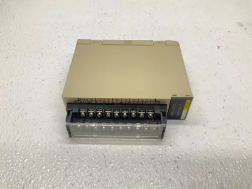 Omron C200H-OC225 Relay Output Unit 16 Point C200HOC225 0C225