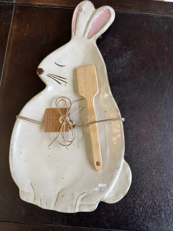 Plato para servir Mudpie, motivo de conejito, aproximadamente 13 de largo X 6-1/2 pulgadas de ancho Foto 2 de 3