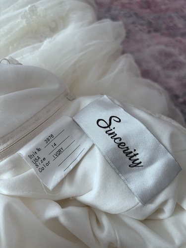 Justin Alexander Wedding Dress Size 14/16 - Picture 2 of 10