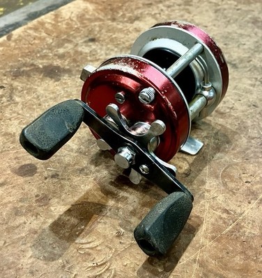 Vintage Daiwa   Millionaire 3R   Bait cast Fishing Reel   Japan