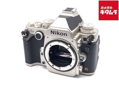 NIKON Df 16.2MP DSLR Camera Body SILVER -EXC- `1154