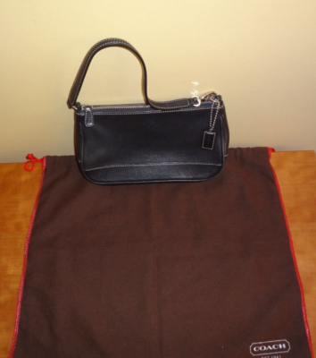 Vintage Coach Hampton Black Leather Demi Baguette Shoulder Bag