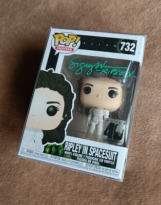 SIGOURNEY WEAVER signed Autogramm Funko Pop ALIENS 732 40th Alien Comic Con 