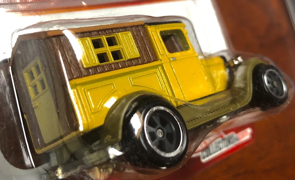 HOT WHEELS RLC LARRY WOOD 40 YEARS OF DESIGN 1929 FORD PICKUP 2,603/6,500 - NM. - Image 3 of 4