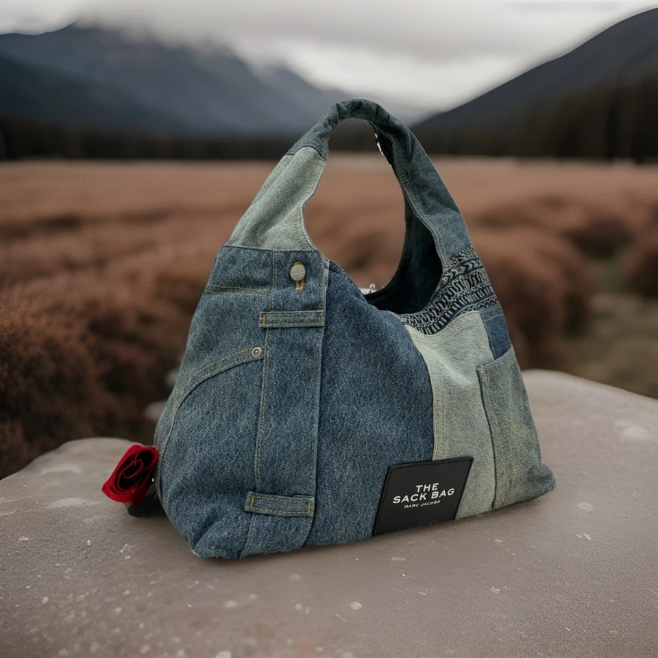 AUTÊNTICA NOVA COM ETIQUETAS Marc Jacobs The Sack Bolsa Hobo Desconstruída Denim Algodão Ombro Grande - Imagem 3 de 4