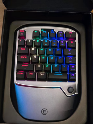 GameSir VX2 Aimswitch Gaming Tastatur / Keypad mit Maus & Dongle