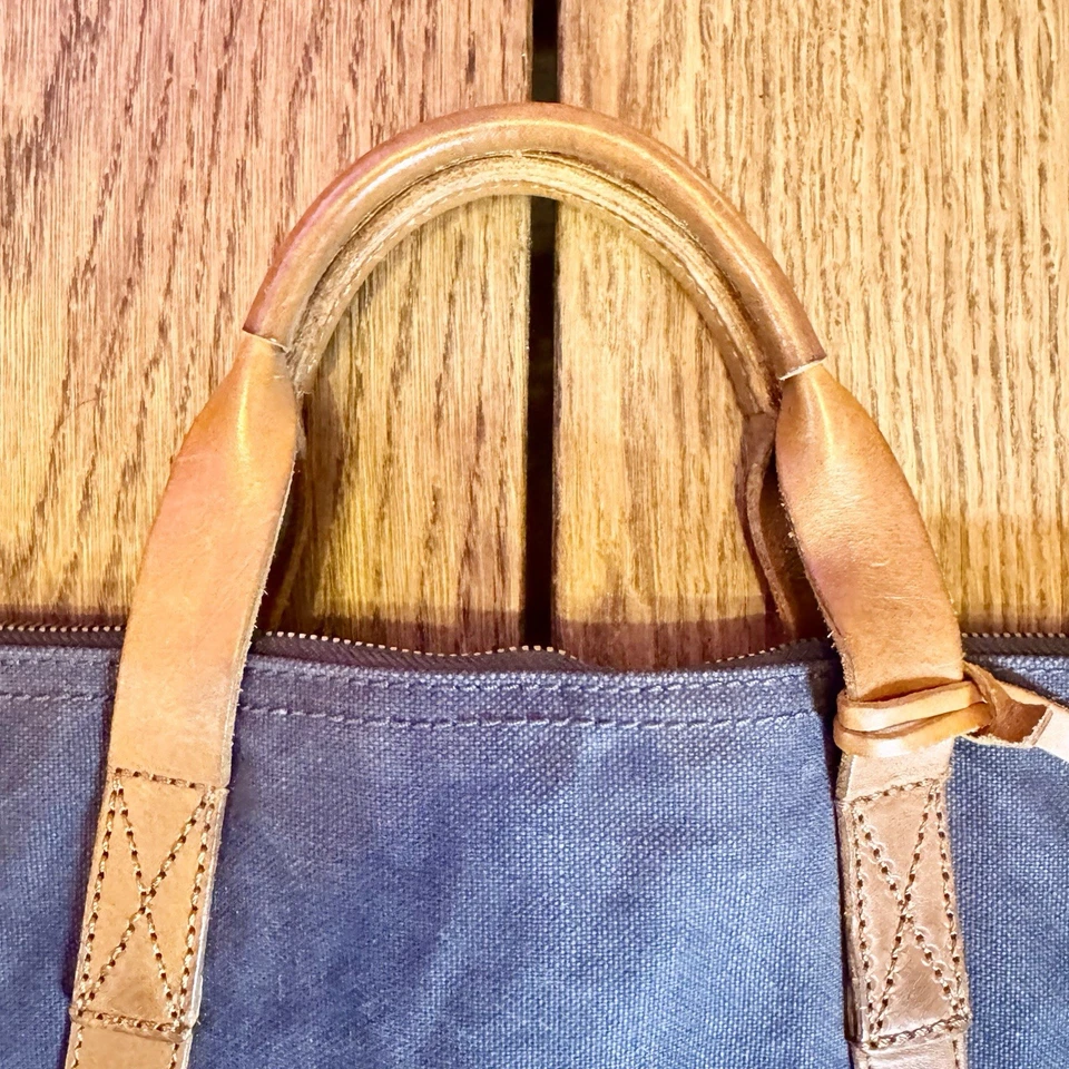 Bolso de viaje Madewell de cuero de lona negro 27x17x6 correa ajustable Foto 4 de 4