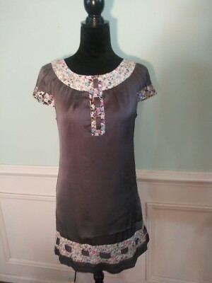 Moon Collection short sleeve floral trim dress small