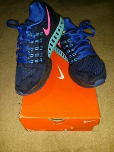 nike structure 18 pink