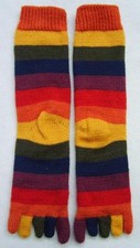 NEW, 4 PAIRS, ALPACA WOOL MULTICOLORED STRIPED SOCKS SIZE 7 TO 9, WITH TOES