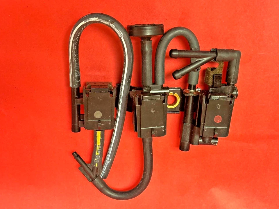 purge canis Solenoid VS39 for Chevrolet GMC Blazer C1500 C2500 K1500 K2500 6.2L - Image 2 of 4