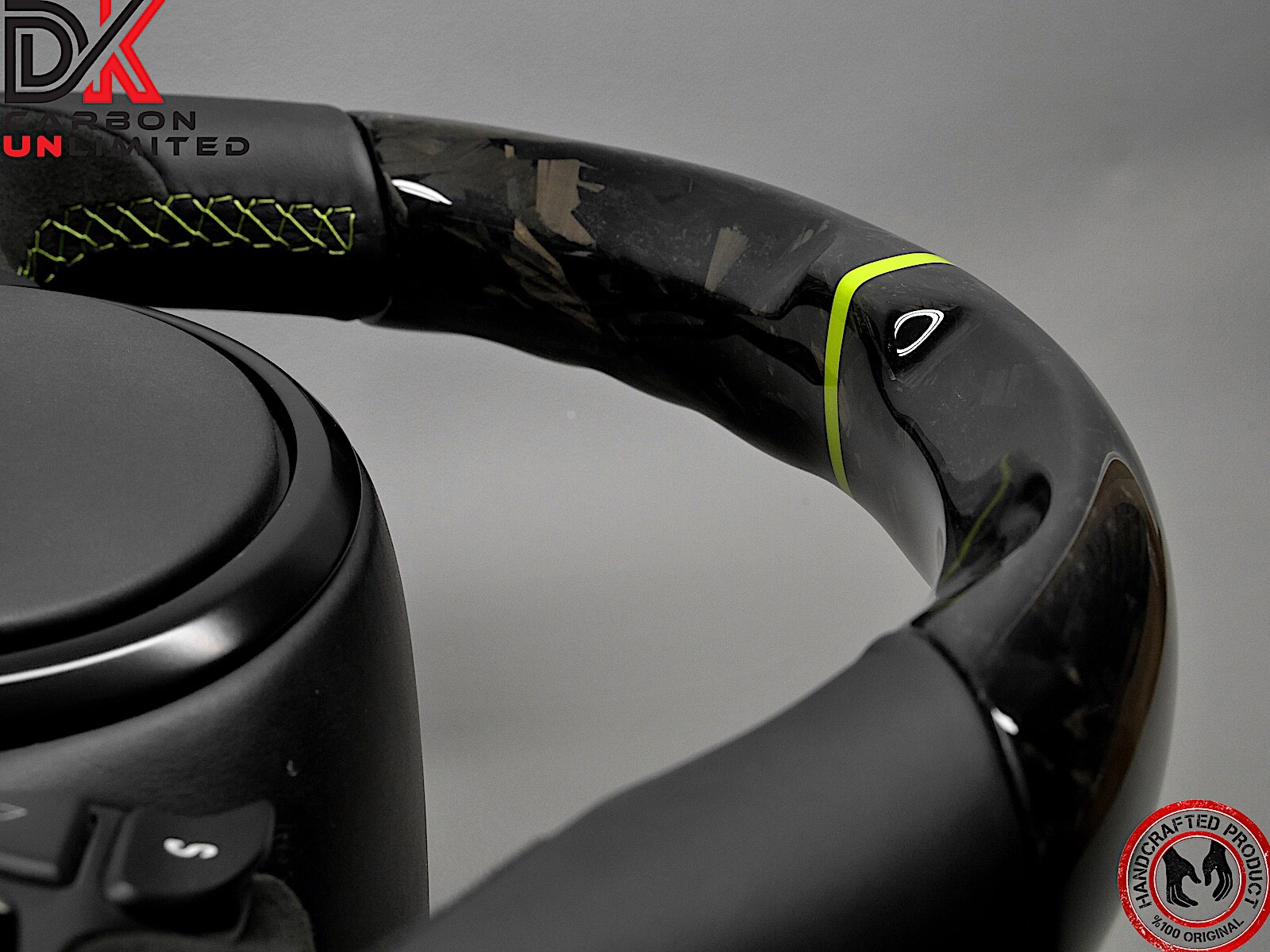 Aston Martin DBS DB11 Vantage AMR Green Ring Gloss Forged Carbon Steering Wheel