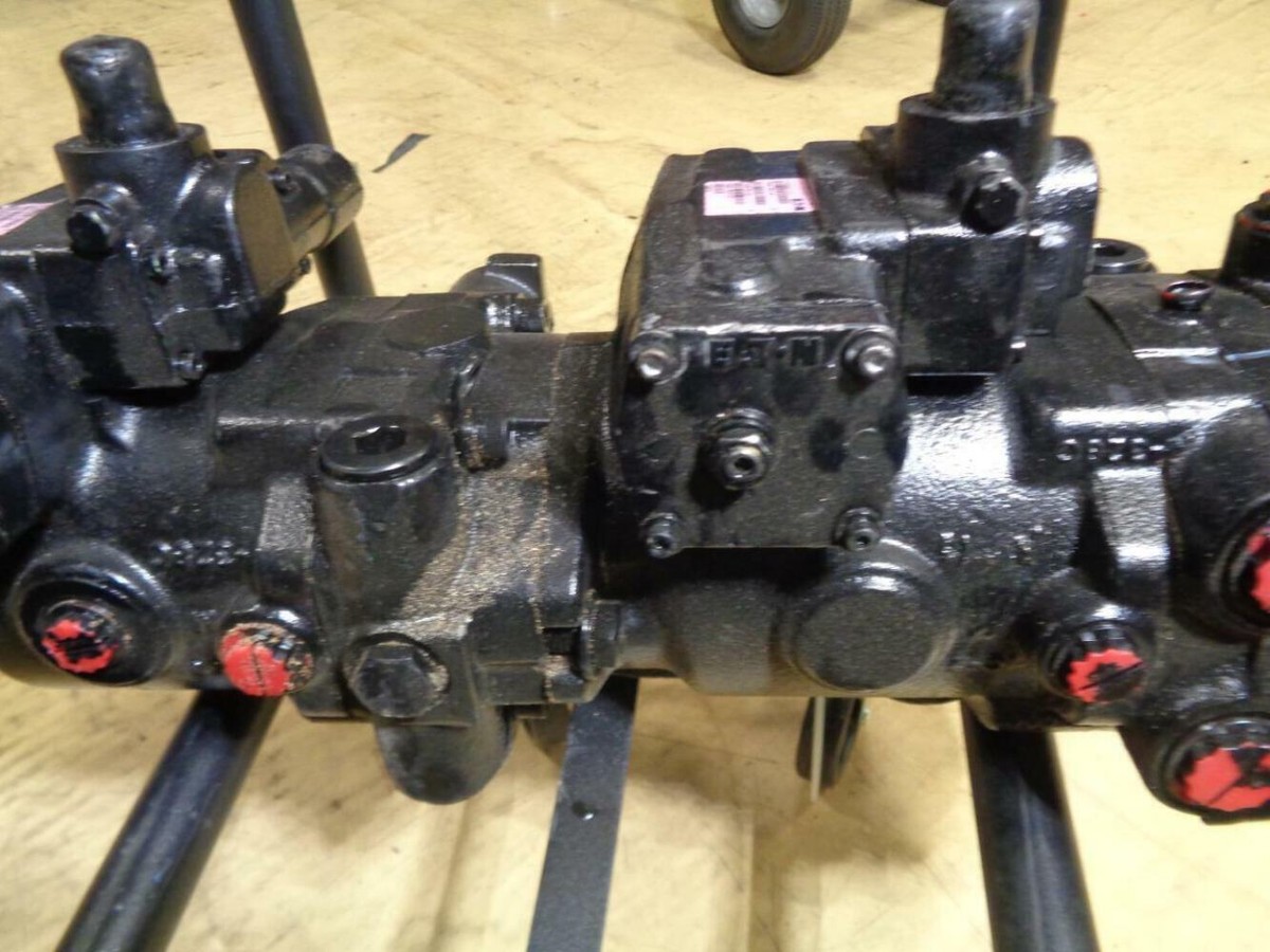 Eaton 78461-RDV-04 7200-RYA-04 180811RSP2034 136918 Hydraulic