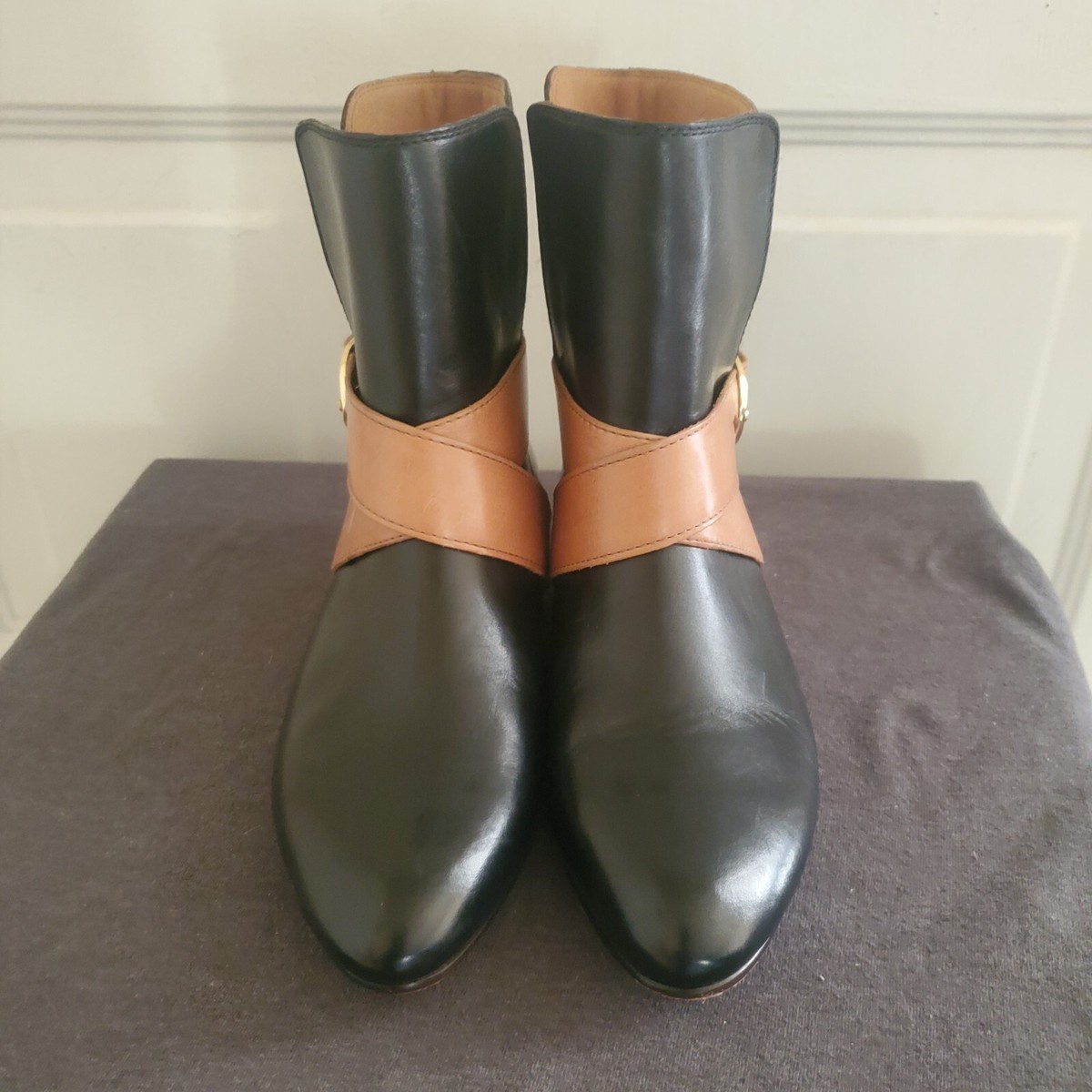 Designer Ted Baker London black boots leather with wrap  display picture 1