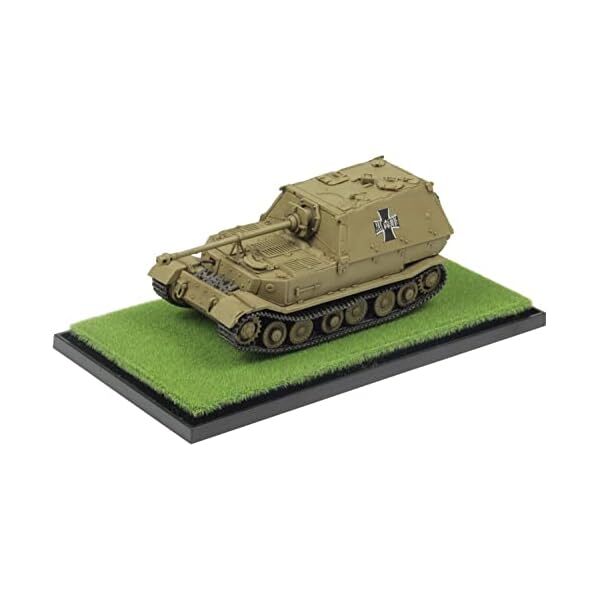 Platz 1/72 Girls Und Panzer Palm Collection Elefant Painted Figure