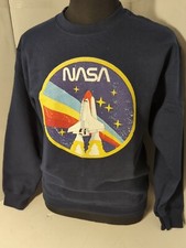 NASA Logo Navy Blue Sweatshirt Adult Size M Gildan 50/50 Blend
