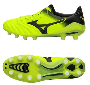 mizuno soccer shoes