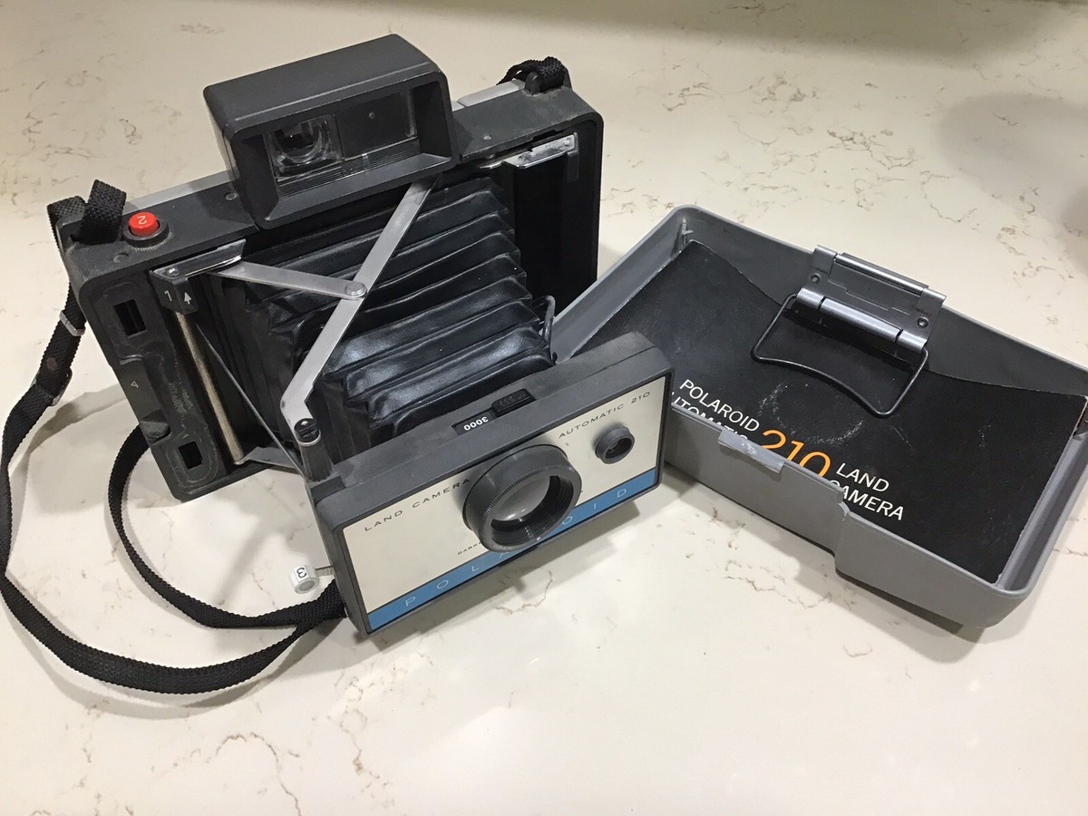 Are old cameras a good buy for display Are old cameras a good buy for display