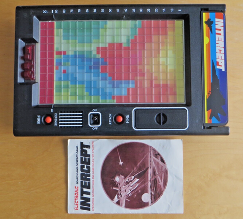 Vintage 1978 Intercept - Electronic Search and Destroy Game - Picture 8 of 14
